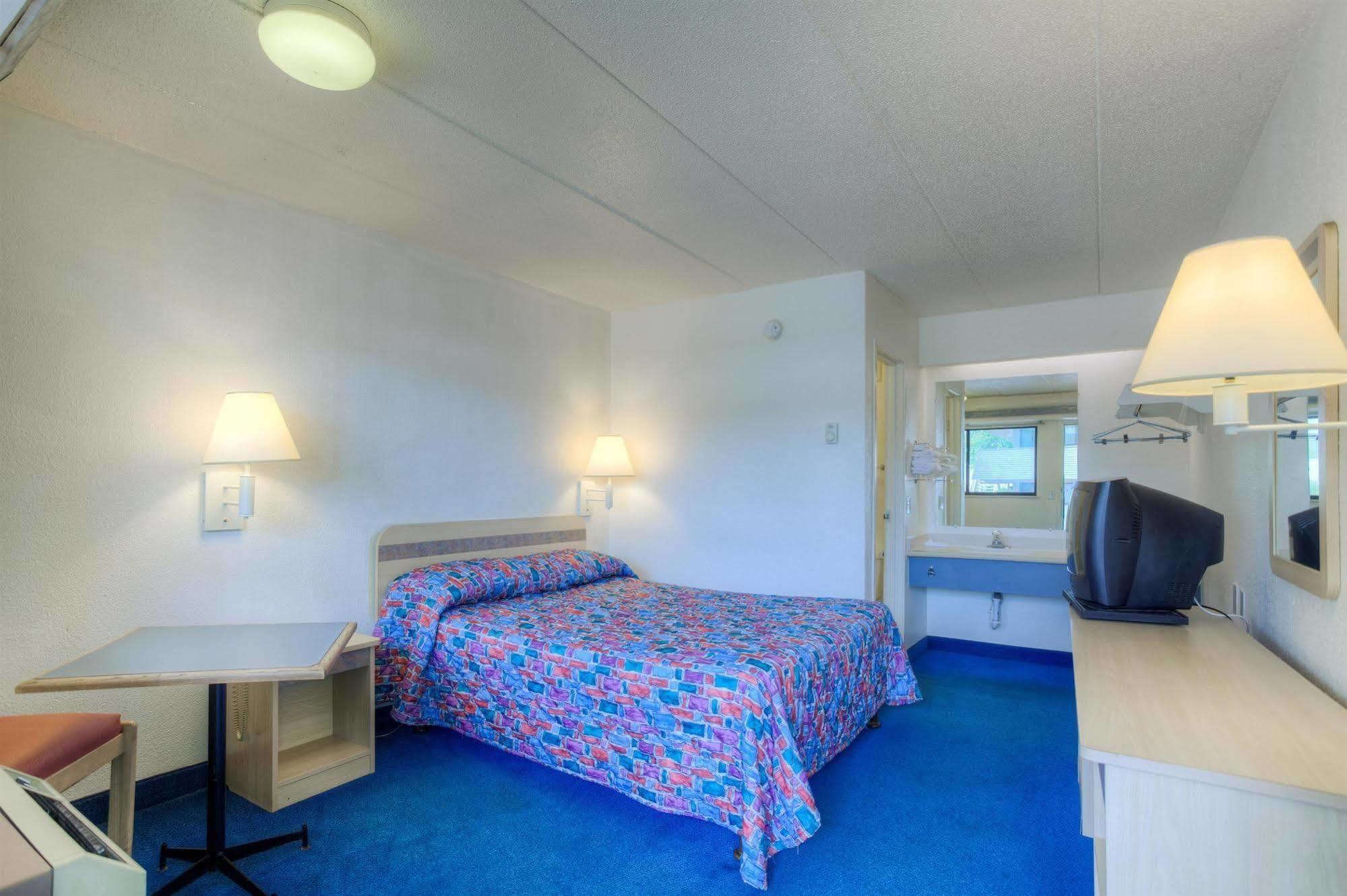 Motel 6-Knoxville, Tn - North Exterior photo